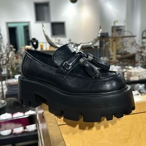 Steve Madden Major Loafer NWT